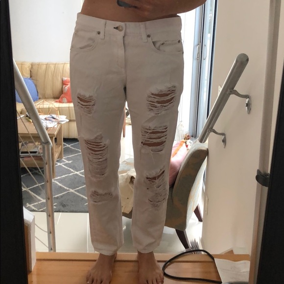 Rag & Bone sz 28 white boyfriend shredded jeans - Picture 5 of 5